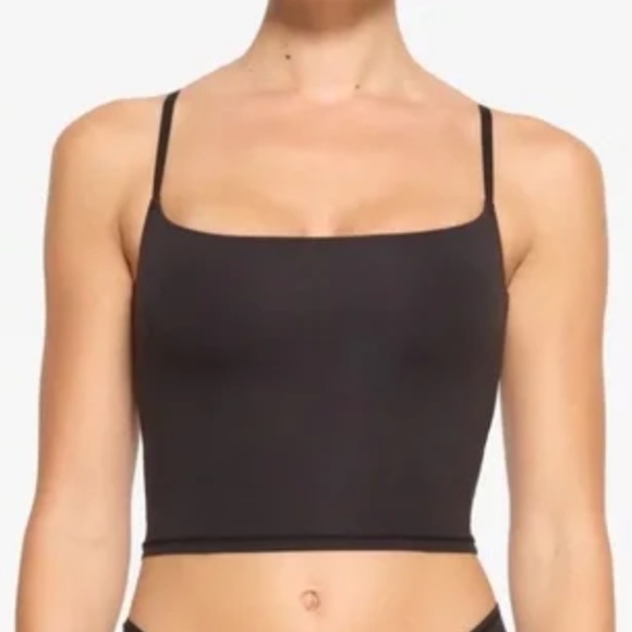 NWT Skims Fits Everybody Cropped Cami in Onyx, size med - Picture 1 of 6